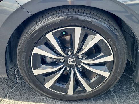 Used 2022 Honda Civic EX image 7