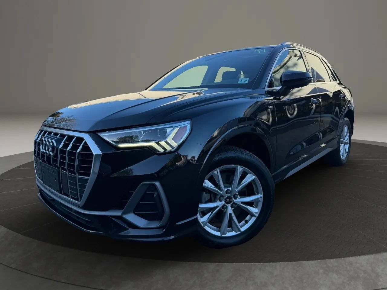 Used 2022 Audi Q3 2.0T Premium Plus AWD/4WD image 1