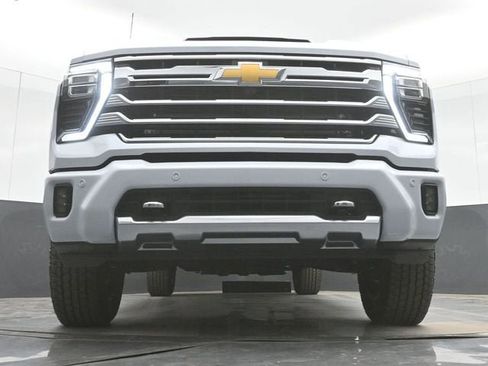 New 2026 Chevrolet Silverado 2500 High Country w/ High Country Premium Package AWD/4WD image 47