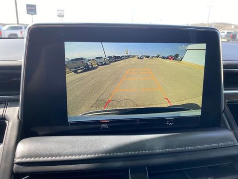 Used 2022 GMC Yukon SLE w/ Gmc Pro Safety Plus Package image 20