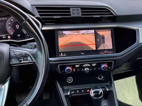 Used 2021 Audi Q3 2.0T Premium Plus image 7