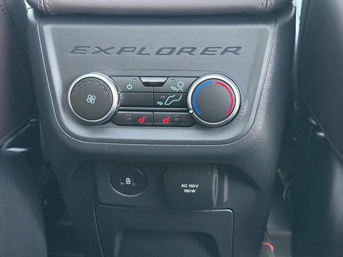 New 2026 Ford Explorer Platinum image 10