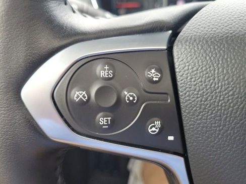 Used 2022 Chevrolet Traverse RS image 45