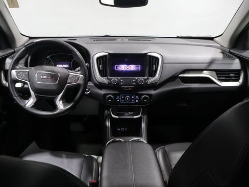 Used 2024 GMC Terrain SLT AWD/4WD image 16