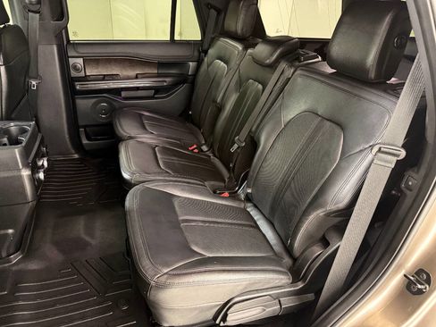Used 2018 Ford Expedition Limited image 30
