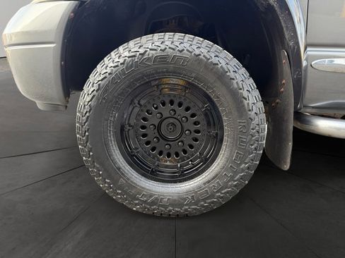 Used 2006 Dodge Ram 2500 Truck Laramie w/ Protection Group image 9