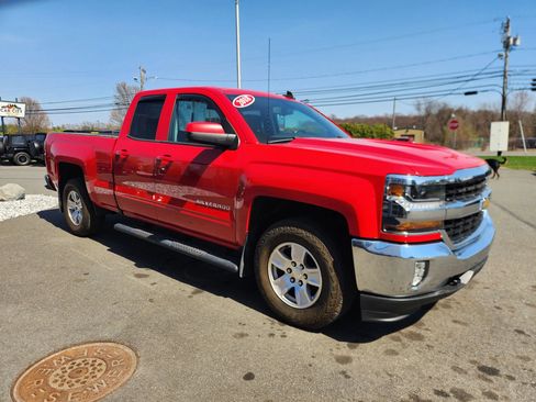 Used 2018 Chevrolet Silverado 1500 LT w/ All Star Edition image 18