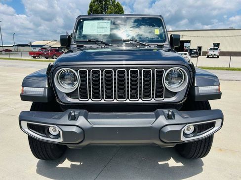 New 2025 Jeep Wrangler Sahara image 30