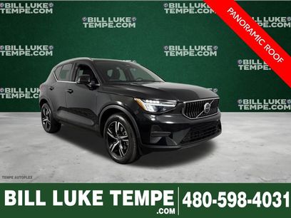Used 2025 Volvo XC40 B5 Core