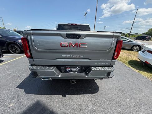 Used 2023 GMC Sierra 1500 Denali AWD/4WD image 4