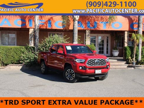 Used 2022 Toyota Tacoma TRD Sport image 1
