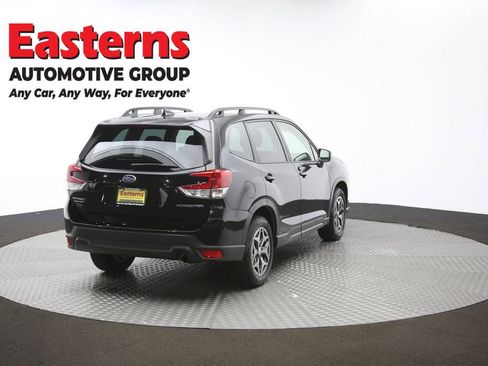 Used 2023 Subaru Forester Premium AWD/4WD image 44