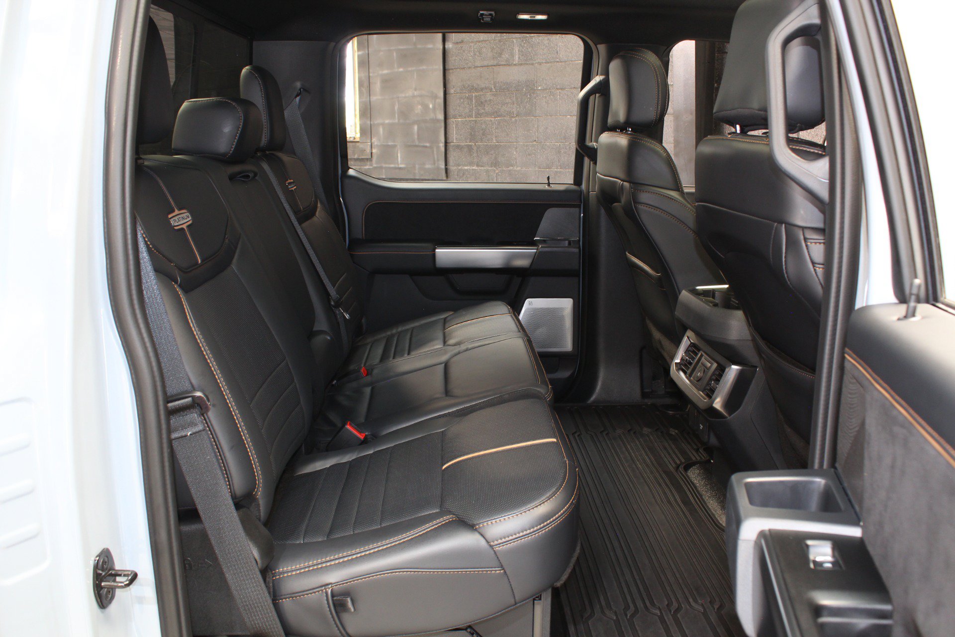 Used 2024 Ford F250 Platinum w/ Tremor Off-Road Package AWD/4WD image 57