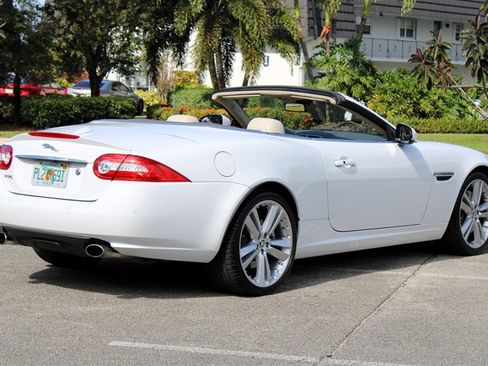Used 2013 Jaguar XK Convertible RWD image 13