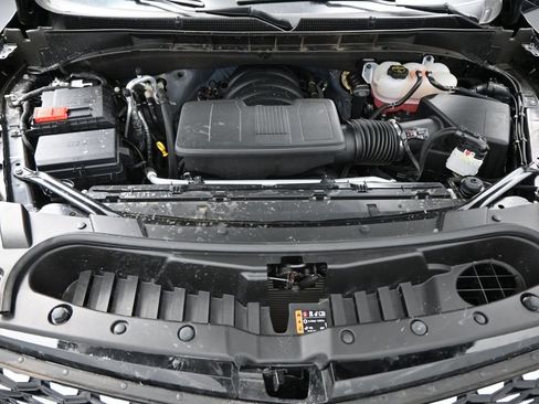 Used 2025 Cadillac Escalade ESV Premium Luxury image 53