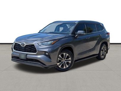 Used 2020 Toyota Highlander XLE