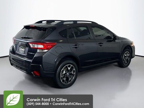 Used 2018 Subaru Crosstrek 2.0i Premium w/ Eyesight System image 16