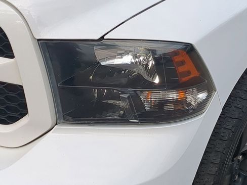 Used 2019 RAM 1500 Express w/ Express Value Package image 15