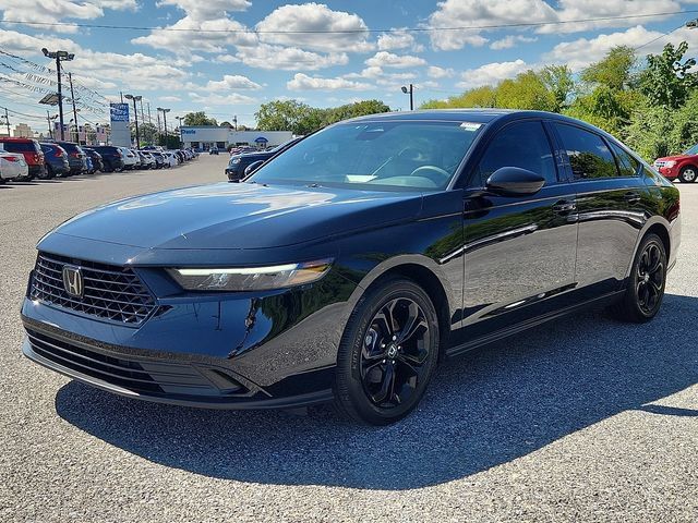 Certified 2025 Honda Accord SE image 3
