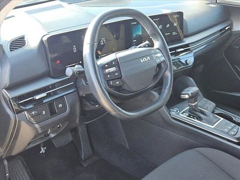 Used 2026 Kia Sportage LX FWD image 10