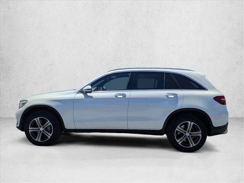 Used 2017 Mercedes-Benz GLC 300 4MATIC image 8