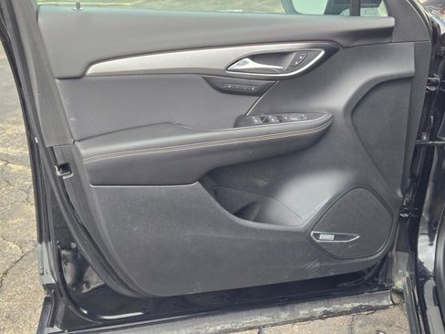 Certified 2025 Buick Envision Sport Touring image 18