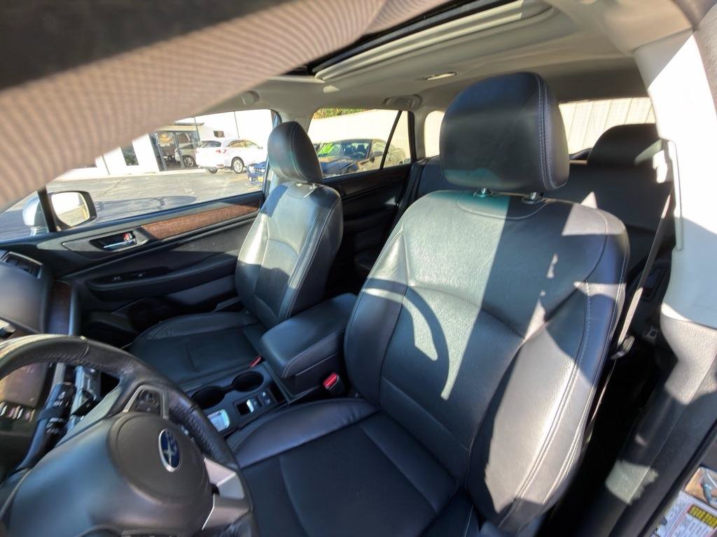 Used 2017 Subaru Outback 2.5i Limited AWD/4WD image 33