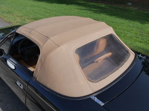 Used 1997 MAZDA MX-5 Miata RWD image 80
