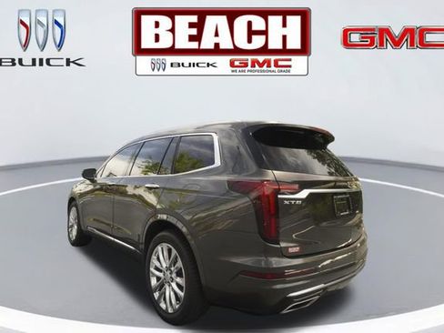 Used 2020 Cadillac XT6 Premium Luxury w/ Platinum Package FWD image 5