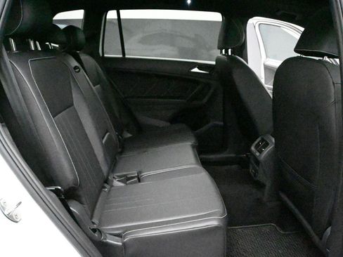 Used 2023 Volkswagen Tiguan SE R-Line AWD/4WD image 16