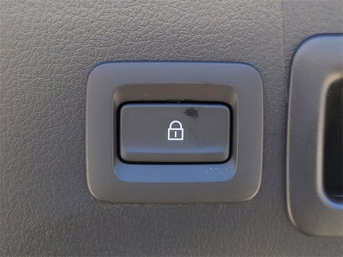 New 2026 MAZDA CX-30 AWD 2.5 S w/ Select Sport Pkg image 9