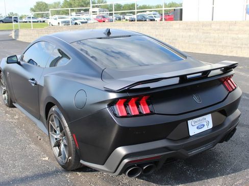 Used 2024 Ford Mustang Dark Horse RWD image 3