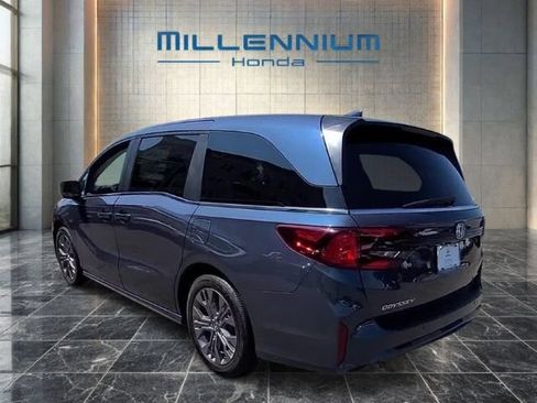 Certified 2026 Honda Odyssey Touring image 37