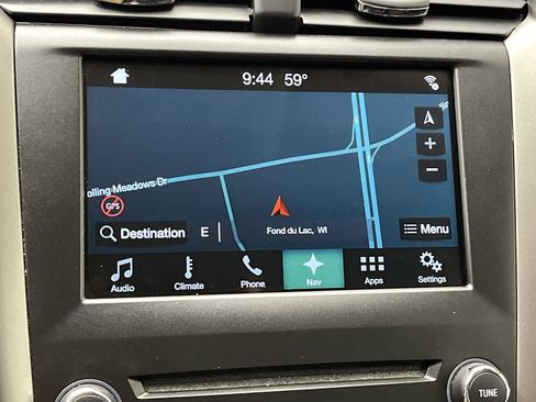 Used 2017 Ford Fusion SE w/ Equipment Group 201A FWD image 5