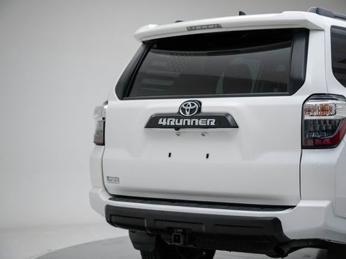 Used 2023 Toyota 4Runner TRD Off-Road Premium image 12