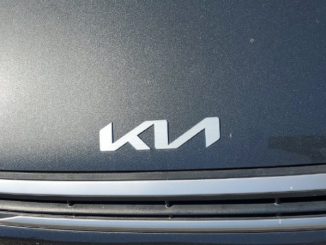 Used 2025 Kia K4 FWD image 10
