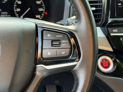 Used 2025 Honda Odyssey Touring image 20