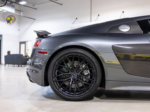 Used 2018 Audi R8 V10 plus image 27