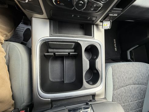 Used 2016 RAM 1500 Lone Star image 42