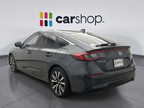 Used 2024 Honda Civic EX-L image 3