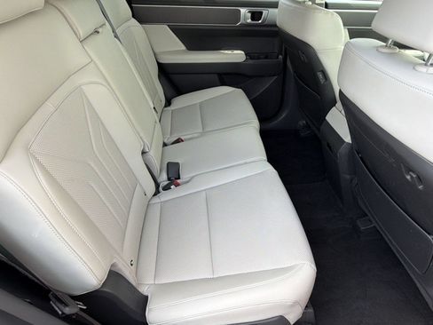 Used 2026 Hyundai Santa Fe SEL FWD image 32