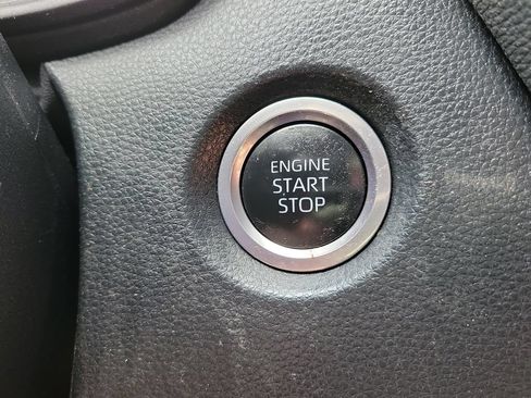 Used 2023 Toyota Corolla SE FWD image 32
