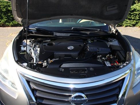 Used 2014 Nissan Altima 2.5 S w/ Display Audio Package FWD image 20