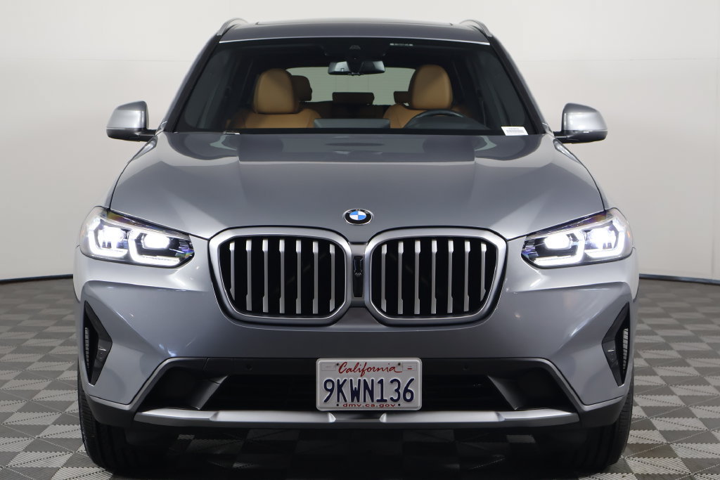 Certified 2024 BMW X3 xDrive30i w/ Premium Package AWD/4WD image 2