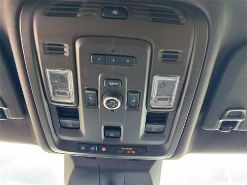 Used 2024 Cadillac Escalade Sport image 25