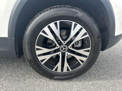 Used 2025 Mercedes-Benz GLA 250 image 28