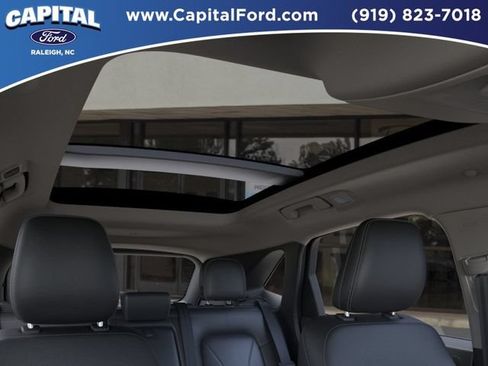 New 2025 Ford Escape SE w/ PHEV Premium Package FWD image 22