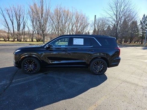Used 2025 Hyundai Palisade Calligraphy image 2