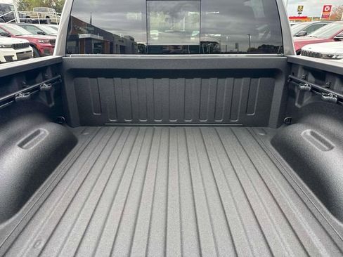 New 2026 RAM 1500 Big Horn AWD/4WD image 9