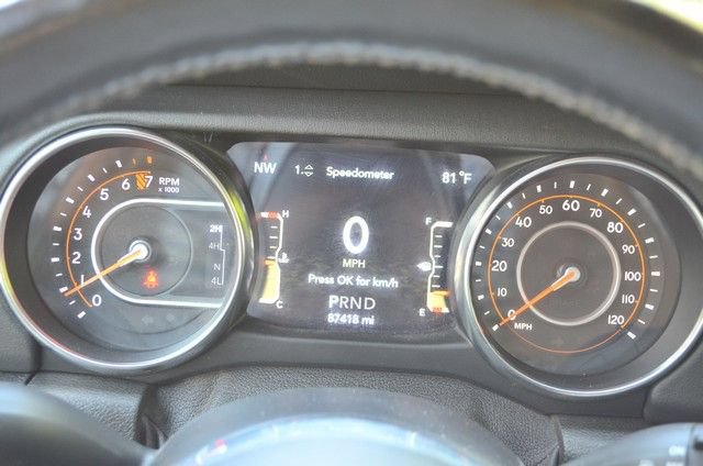 Used 2021 Jeep Wrangler Unlimited Sahara AWD/4WD image 22